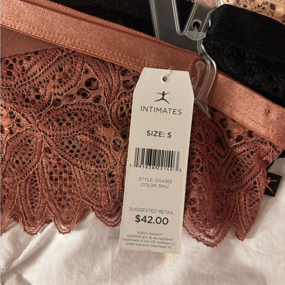 Danskin Lace cheeky fit thong Panties Set in Black and shades tan and Brown - Picture 4 of 5